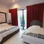 Bulan Guesthouse Imago